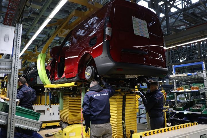 Ford Transit Courier and Tourneo Courier Enter Production At The Ford Otosan Craiova Assembly Plant - Exterior 002 - Rear Three Quarters