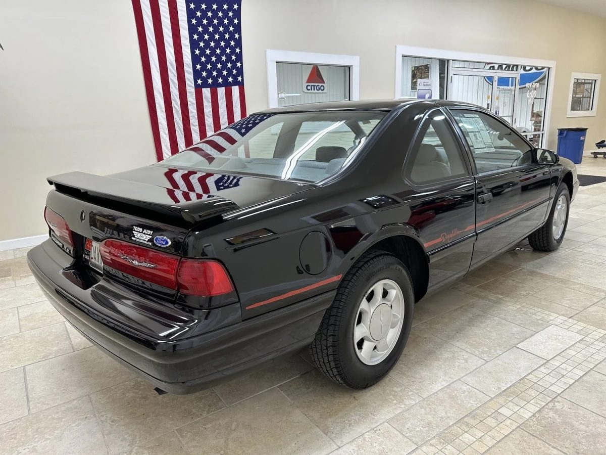 1993 Ford Thunderbird Davey Allison Edition Up For Auction