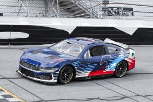 2024 NASCAR Cup Series Ford Mustang Dark Horse -Exterior 002 - Front Three Quarters