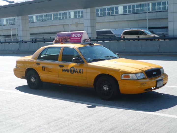 Ford Crown Victoria New York City Taxi Cab - Exterior 001 - Front Three Quarters