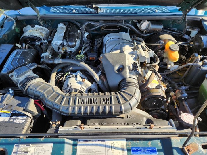1994 Ford Explorer Sport With 68K Miles - Engine Bay 001