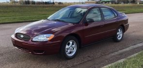 2005 Ford Taurus SE With 127 Miles - Exterior 001 - Front Three Quarters