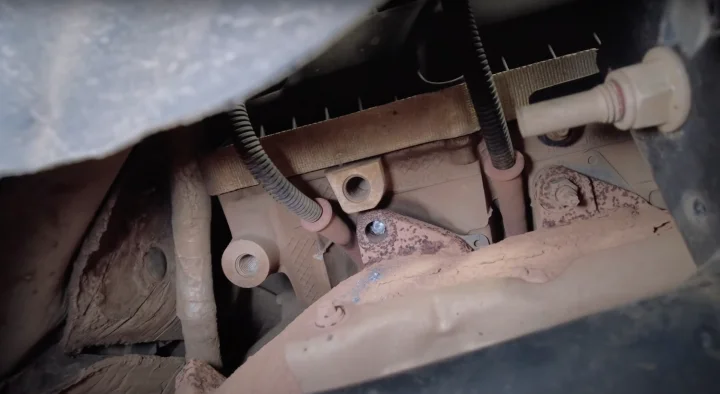 2014 Ford F-150 SVT Raptor Exhaust Leak Repair - Exhaust Manifold