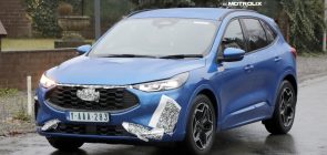 2024 Ford Kuga ST-Line front quarter view