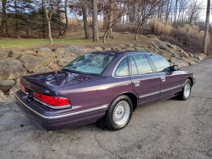 1995 Ford Crown Victoria With 13K Miles - Exterior 002 - Rear Three Quarters