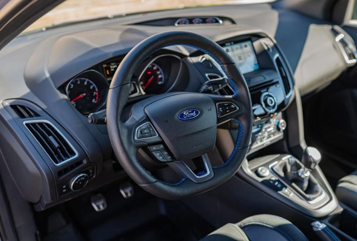 2016 Ford Focus RS With 1,100 Miles - Interior 001