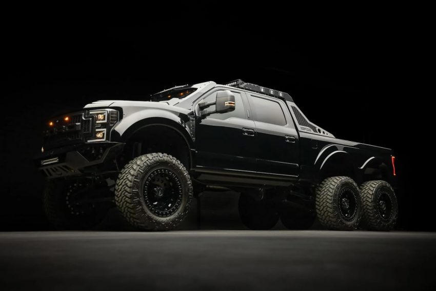 2018 Ford F-550 6X6 Conversion - Exterior 001 - Front Three Quarters