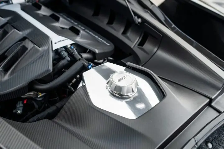 2020 Ford GT Liquid Carbon Edition With 84 Miles - Engine Bay 001