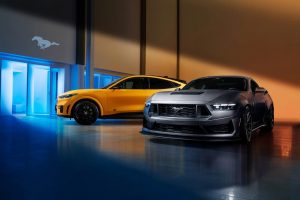 2024 Ford Mustang Dark Horse And Mustang Mach-E China Wallpaper - Exterior 007 - Front Three Quarters