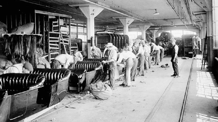Ford Highland Park Plant Model T Production - Exterior 002 - Cabs