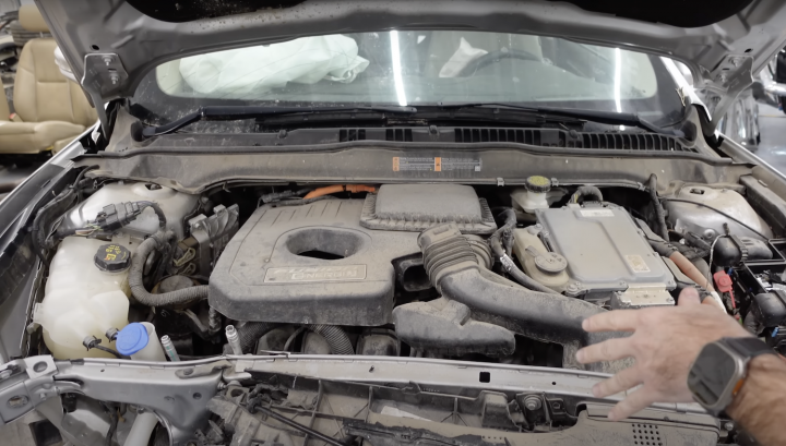 Wrecked 2017 Ford Fusion Energi - Engine Bay 001