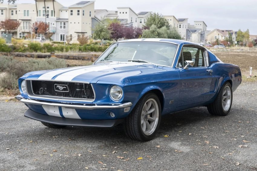1968 Ford Mustang With Coyote V8 - Exterior 001 - Front Three Quarters