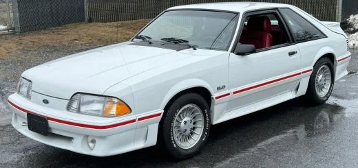 1987 Ford Mustang GT With 19K Miles - Exterior 001 - Front Three Quarters