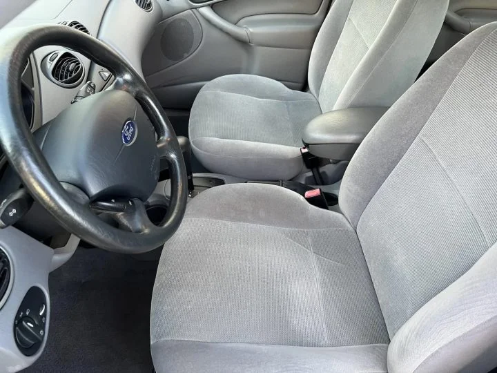 2002 Ford Focus SE Wagon With Just 61K Miles - Interior 001