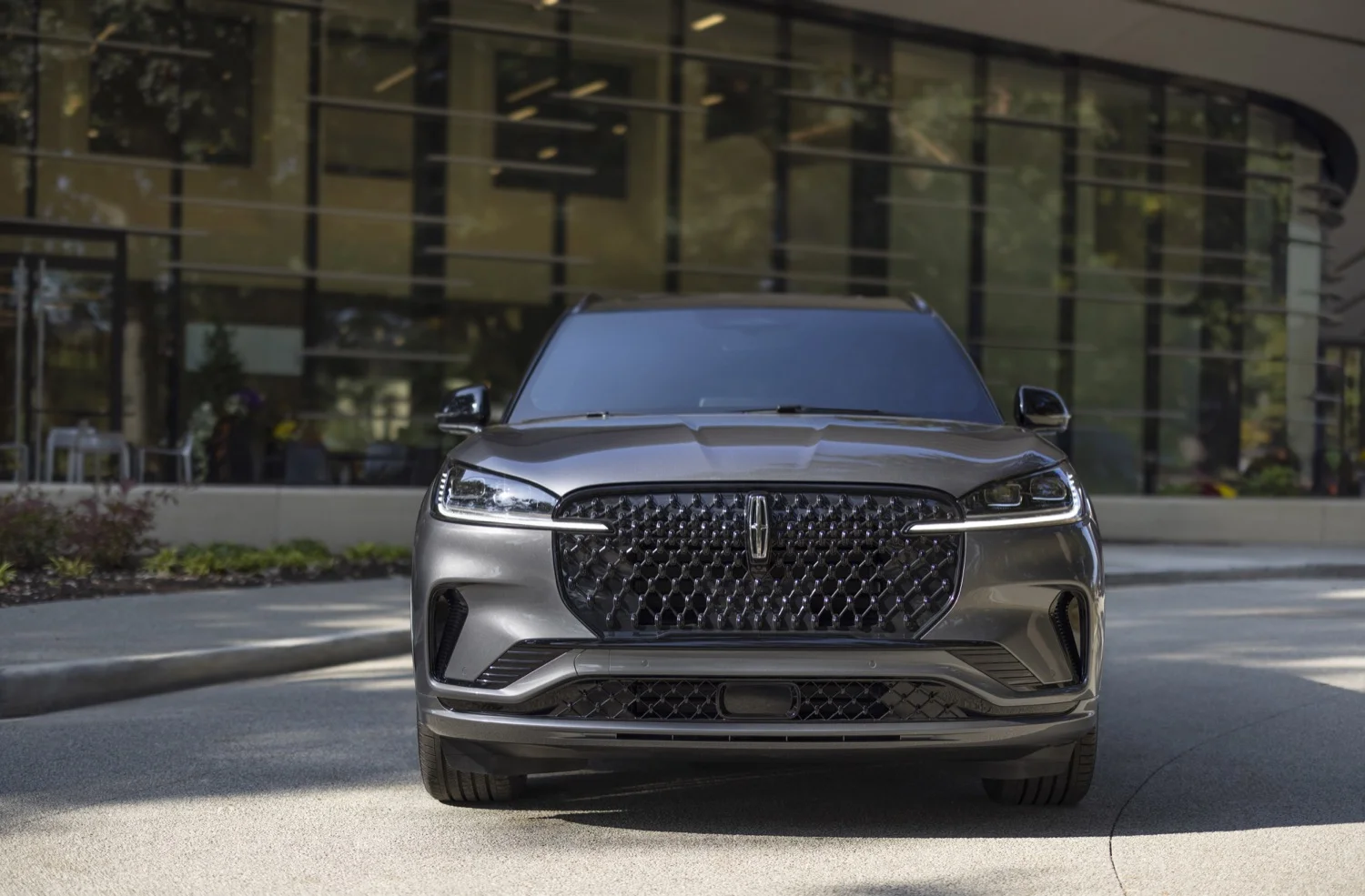 2025 Lincoln Aviator Drops Seven Exterior Colors