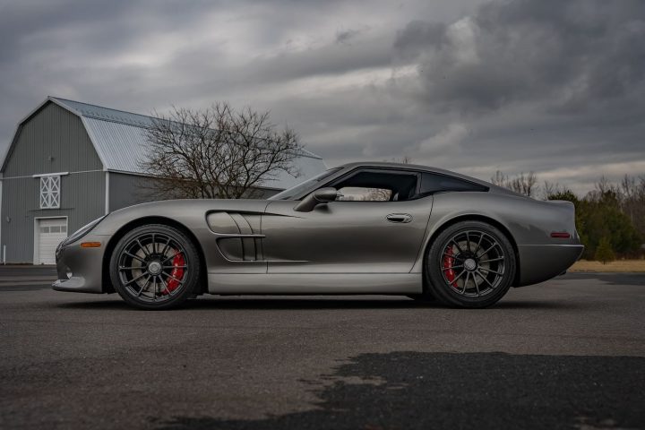 Shelby Series 2 Coupe - Exterior 003 - Side
