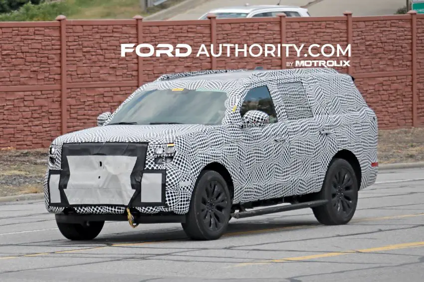 Ford Will Reveal Something New At The 2024 NY Auto Show   2025 Ford Expedition Refresh Prototype Spy Shots March 2024 Exterior 001 Front Three Quarters 850x567 