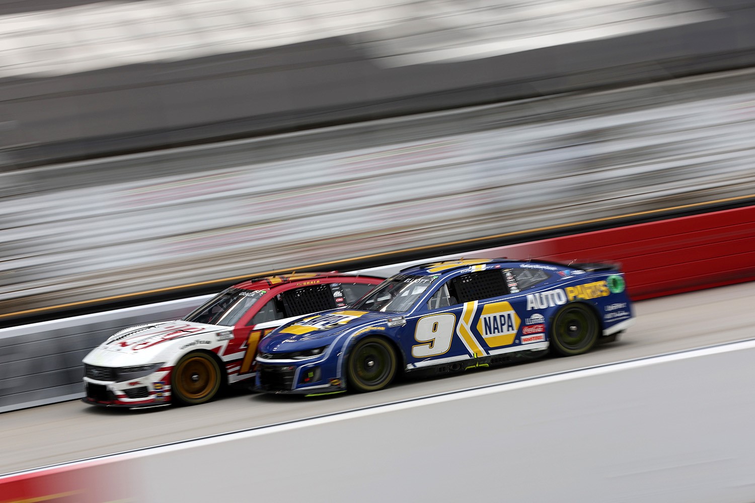 One NASCAR Ford Finishes Lead Lap March 2024 Bristol: Video