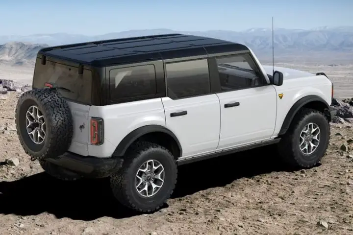 2024 Ford Bronco Finally Gets Black Painted Roof Option