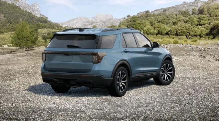 2025 Ford Explorer Adds New Vapor Blue Metallic Color