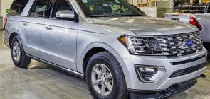 Armored Battelle Ford Expedition U.S. Department Of State DoS - Exterior 001 - Front Three Quarters