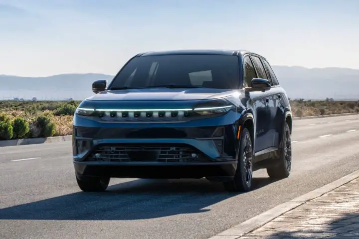 A photo showing a front-three quarters view of the 2024 Jeep Wagoneer S, a product built by Stellantis. 
