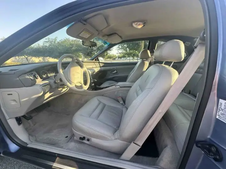 1995 Lincoln Mark VII With 22K Miles - Interior 001