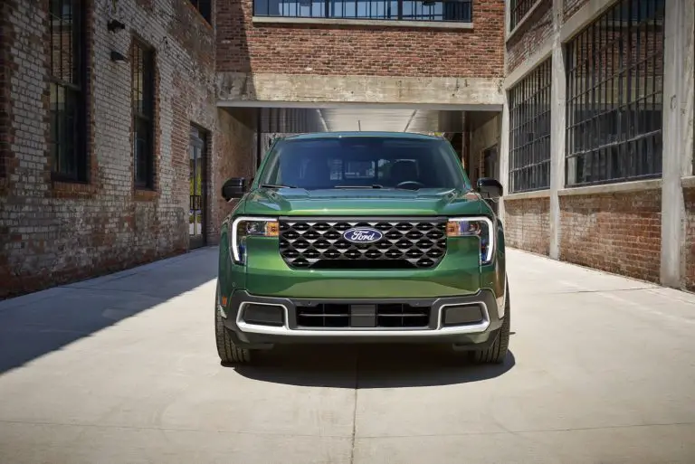 2025 Ford Maverick Lariat Photo Gallery