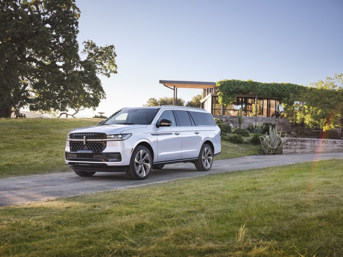 2025 Lincoln Navigator Drops Five Colors