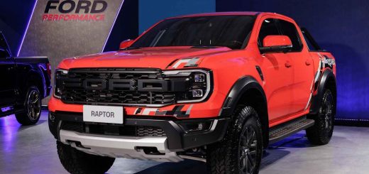Ford Ranger Raptor South America Ford Performance Launch - Exterior 001 - Front Three Quarters