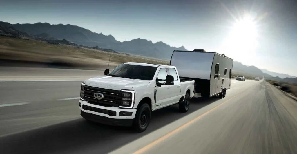 2025 Ford Super Duty Platinum Gets Some Interesting Updates