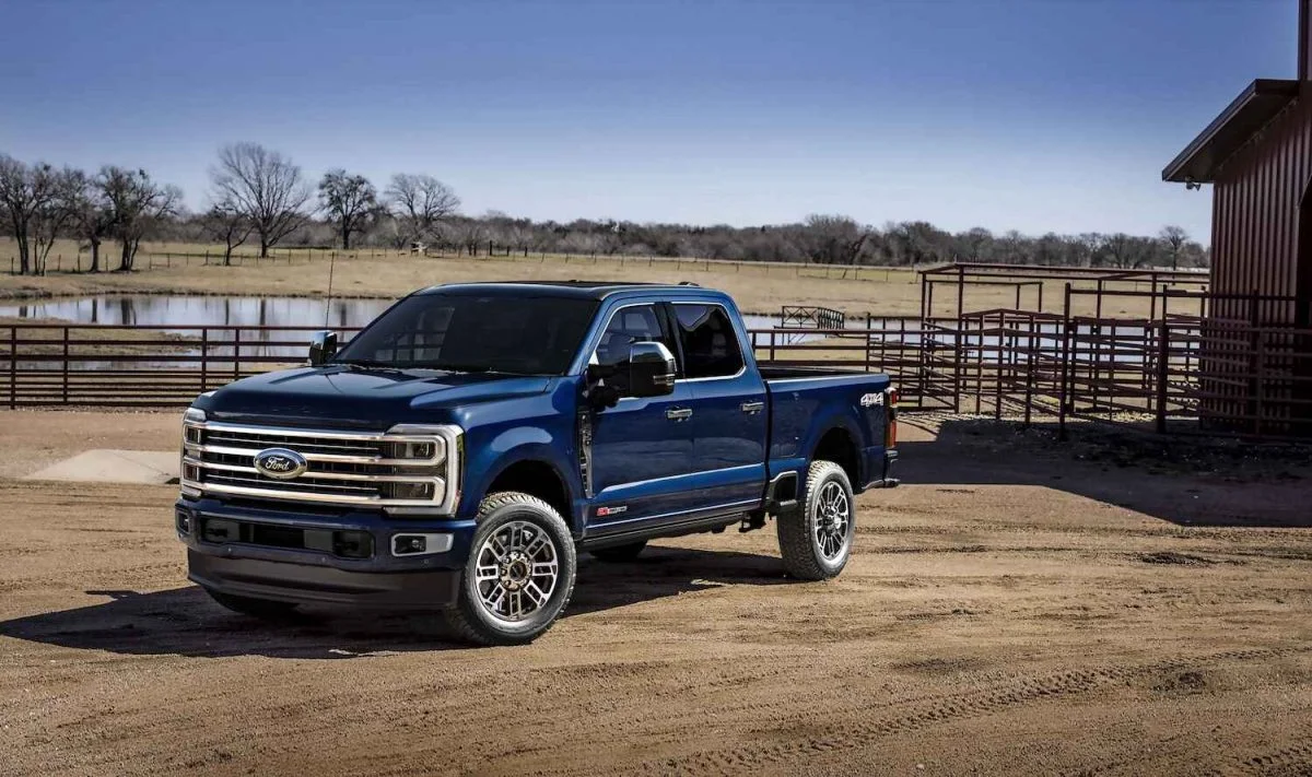 2025 Ford Super Duty Drops Two Colors From Lineup