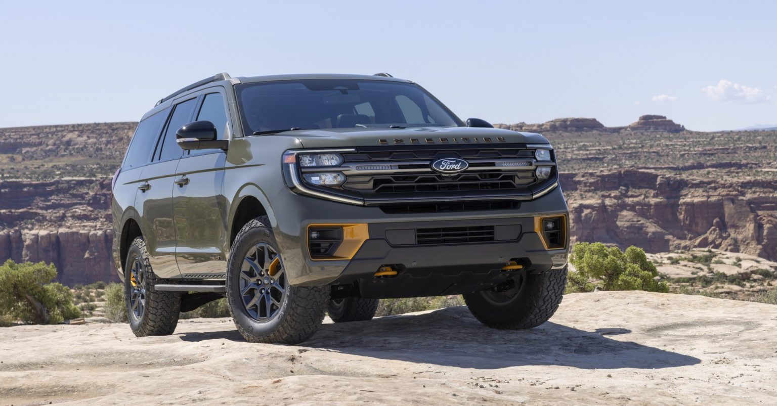 2025 Ford Expedition Tremor Photo Gallery