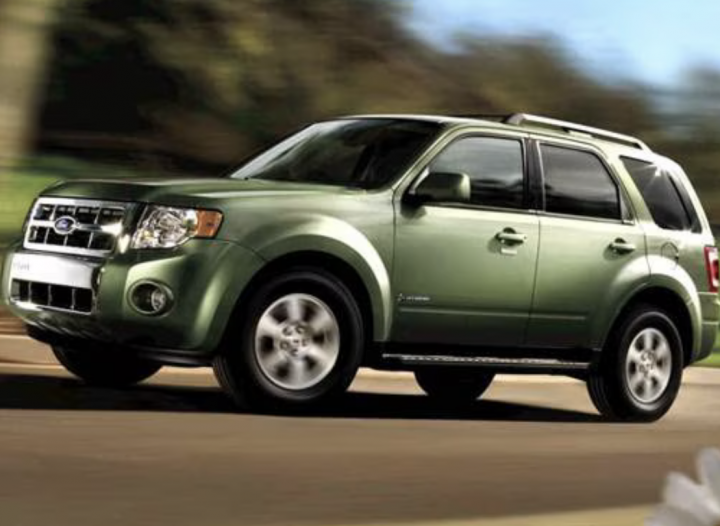 2009 Ford Escape Hybrid - Exterior 001 - Front Three Quarters