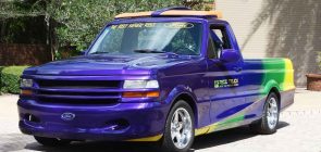 1991 Ford F-150 PPG IndyCar Pace Truck - Exterior 001 - Front Three Quarters
