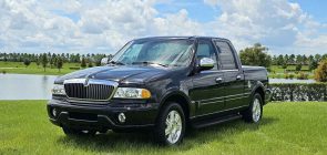 A front three quarters view of a 2002 Lincoln Blackwood.