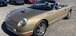 2005 Ford Thunderbird With 25K Miles - Exterior 001 - Front Three Quarters