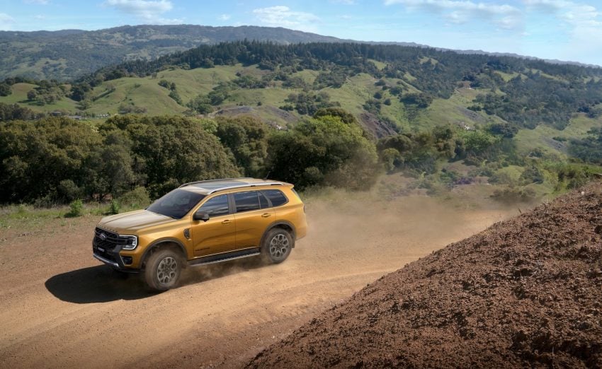 Ford Everest Wildtrak Australia - Exterior 001 - Front Three Quarters