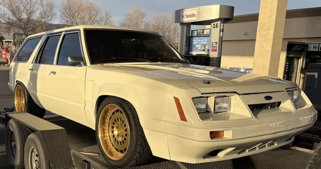 Dax Shepard Reveals Ford Mustang Fox Body Wagon: Video