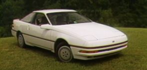 1989 Ford Probe LX MotorWeek Retro Review - Exterior 001 - Front Three Quarters
