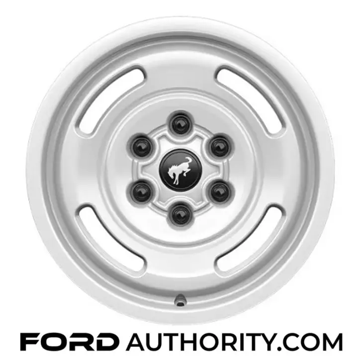Photo of the 17-inch Unique White painted wheels exclusive to the 2025 Ford Bronco Heritage Edition. These are the only wheels available on this trim. 