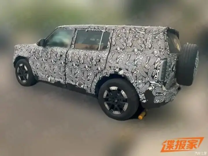 A photo showing the exterior of a Ford Bronco prototype in China from a rear three quarters angle.