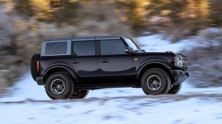 A photo showing the exterior of the 2025 Ford Bronco Badlands from a side angle.