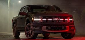 2025 Ford F-150 Lobo front end.