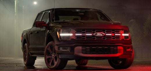 2025 Ford F-150 Lobo front end.