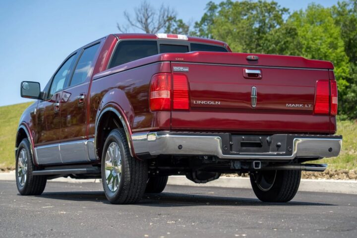 A photo showing the exterior of a 2006 Lincoln Mark LT from a rear three quarters angle.