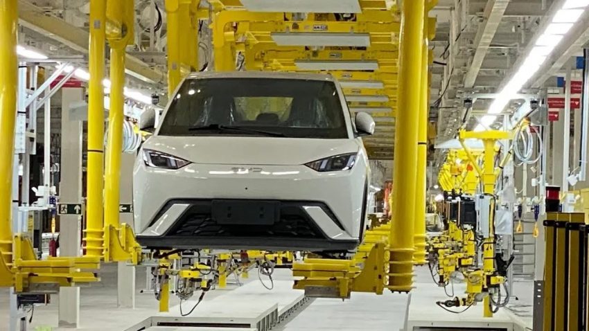 A photo showing production of the BYD Seagull at the Camaçari Assembly Plant in Brazil.