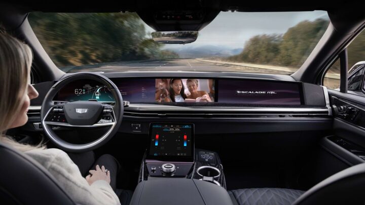 A photo showing the interior of the 2028 Cadillac Escalade IQL.